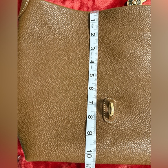 NWOT, Dooney & Bourke Logo Lock Shoulder Bag - Picture 8 of 16